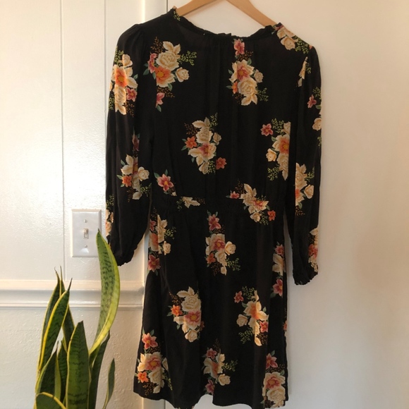 LOFT Black Floral Bouquet Smocked Flare Dress - Picture 4 of 5
